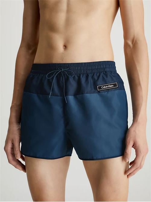 SHORT RUNNER CALVIN KLEIN | KM0KM00816/DBZ